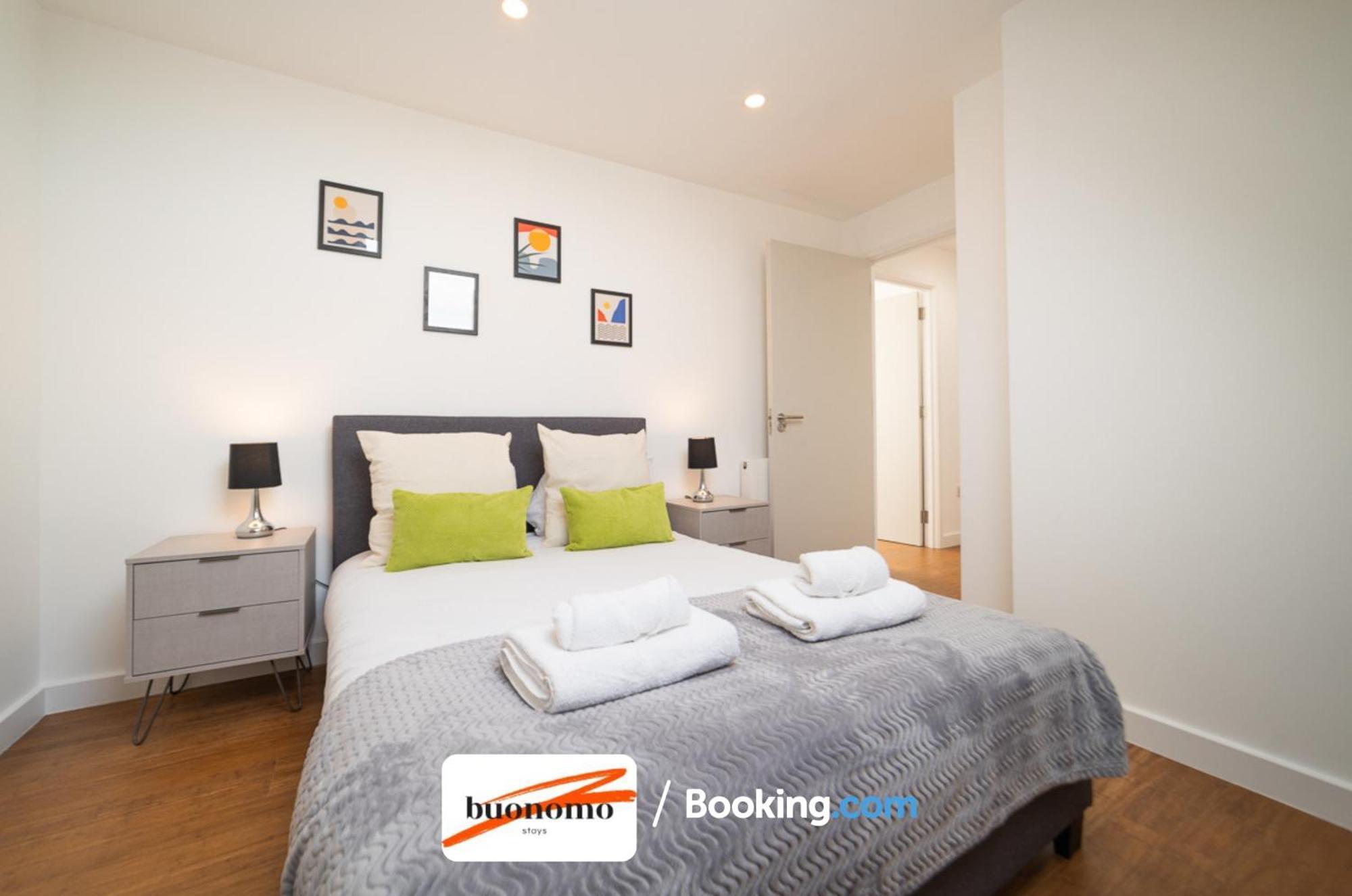 Two Bedroom Apartment At Buonomo Stays Short Lets & Serviced Accommodation London Ngoại thất bức ảnh